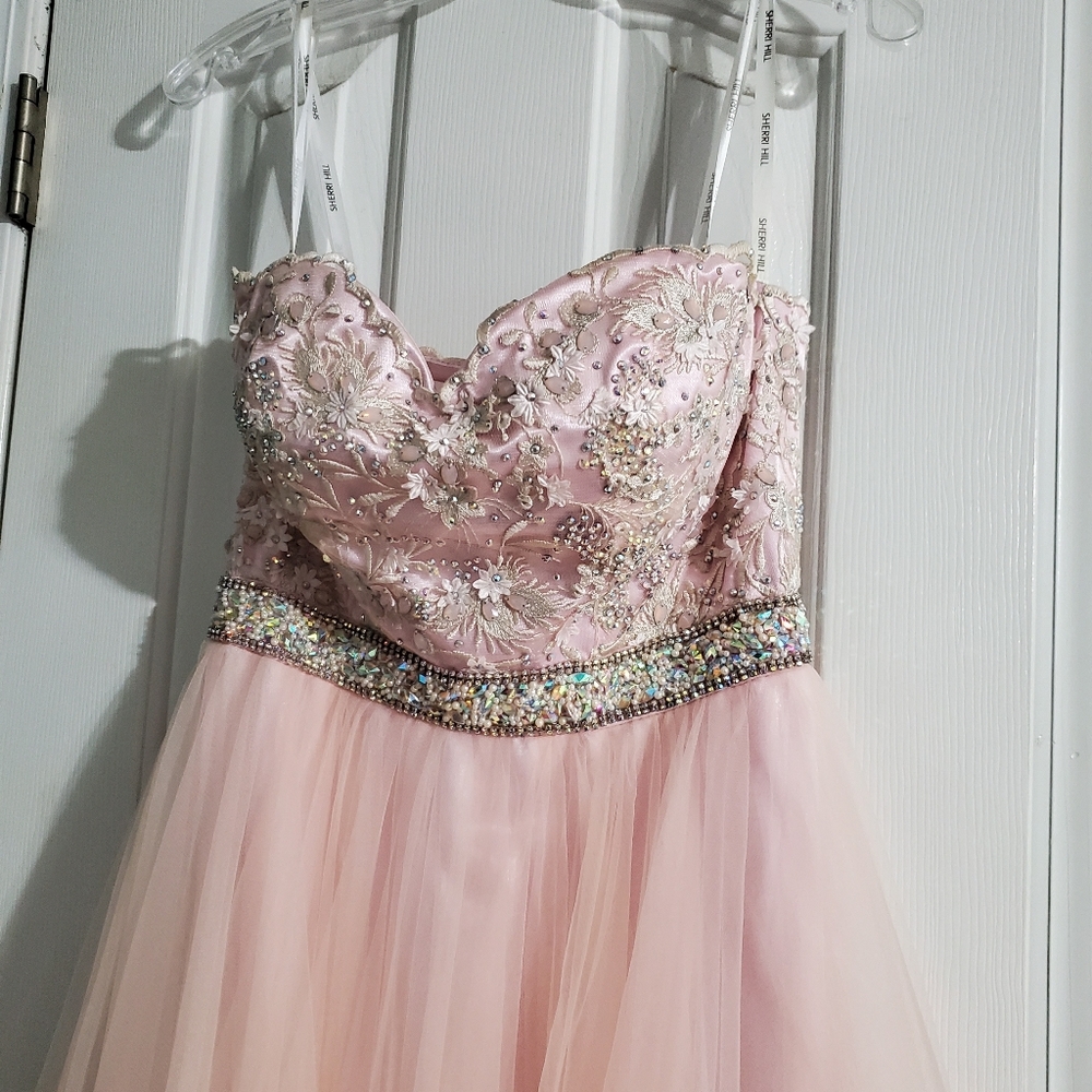 Sherri Hill prom dress